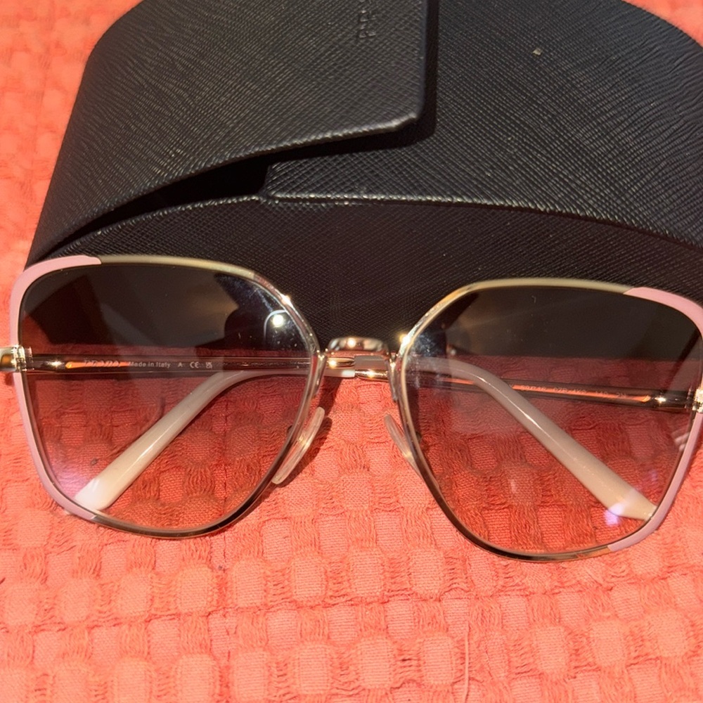 Prada Sunglasses Pink gradient gray